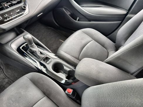 Used 2022 Toyota Corolla LE w/ LE Convenience Package FWD image 20
