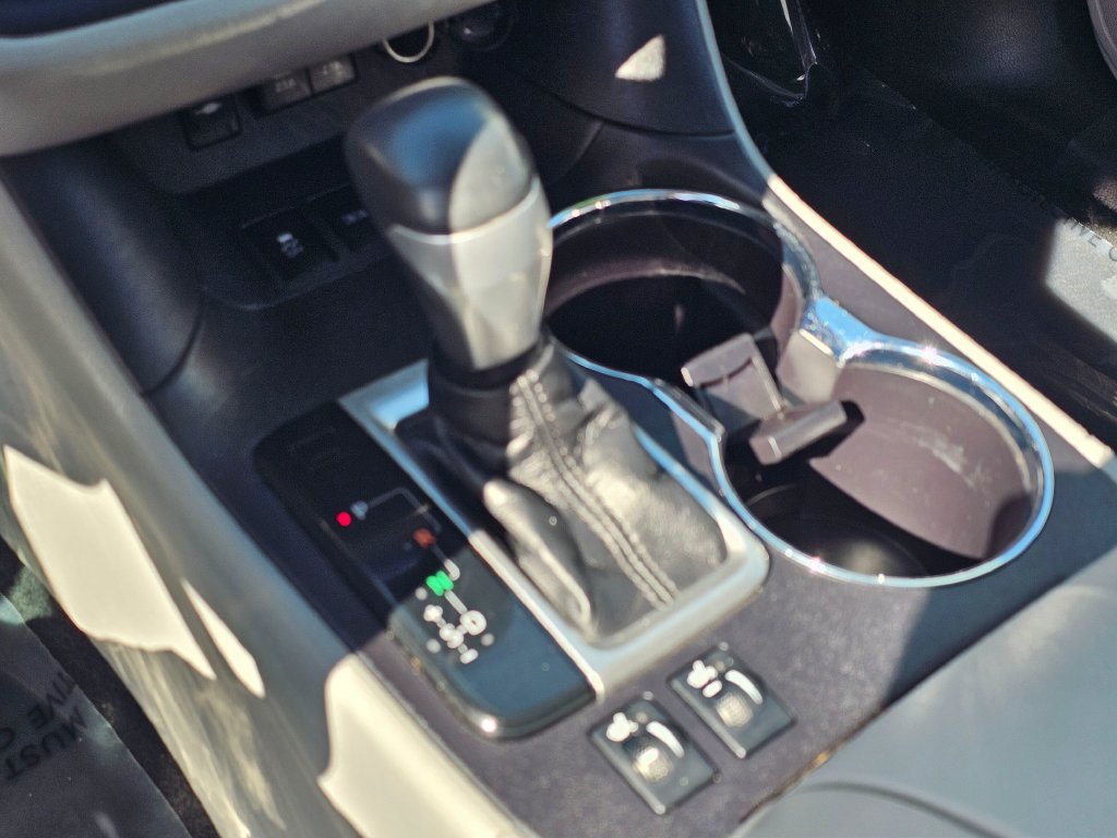 Used 2018 Toyota Highlander XLE AWD/4WD image 33