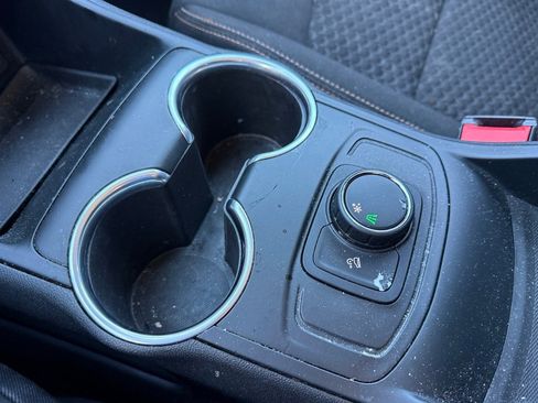 Used 2019 GMC Terrain SLE image 17