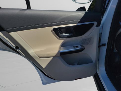 Certified 2023 Mercedes-Benz GLC 300 4MATIC image 28