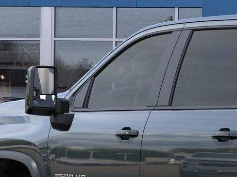 New 2026 Chevrolet Silverado 2500 ZR2 AWD/4WD image 36