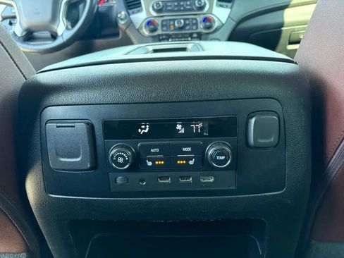 Used 2019 Chevrolet Tahoe Premier w/ Premier Plus Edition AWD/4WD image 25