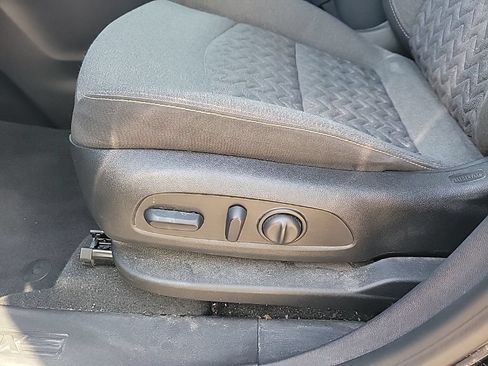 Used 2024 Chevrolet Equinox LT AWD/4WD image 35