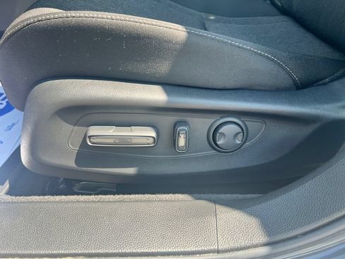 Used 2025 Honda Accord SE image 14