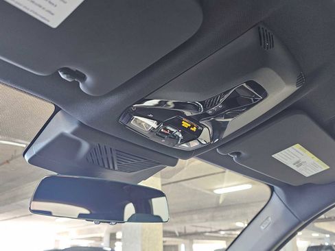 New 2026 BMW X1 xDrive28i w/ Technology Package image 21