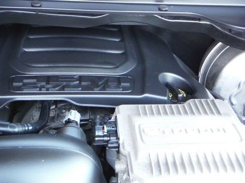 Used 2023 RAM 1500 Big Horn AWD/4WD image 9