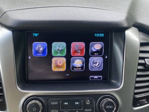 Used 2017 Chevrolet Suburban Premier RWD image 32