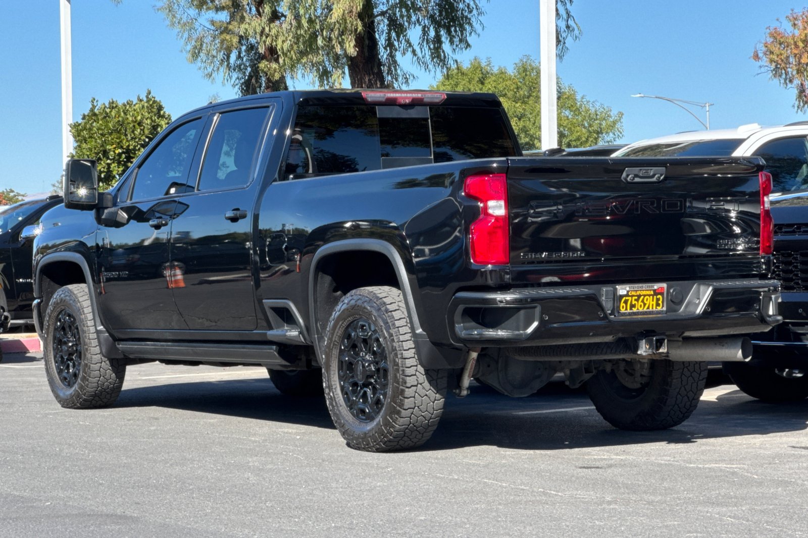 Used 2021 Chevrolet Silverado 2500 High Country w/ Z71 Off-Road Package AWD/4WD image 7