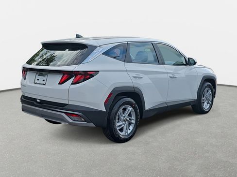 New 2026 Hyundai Tucson SE image 5