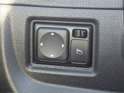 Used 2019 Nissan Versa SV image 24