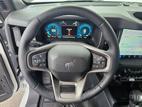 New 2026 Ford Bronco Badlands AWD/4WD image 13
