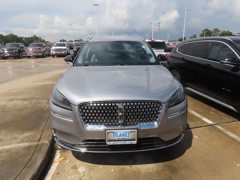 Used 2022 Lincoln Corsair FWD w/ Equipment Group 101A image 5