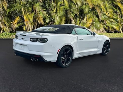 Used 2023 Chevrolet Camaro LT w/ RS Package image 5
