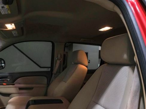 Used 2011 Chevrolet Avalanche LS RWD image 33