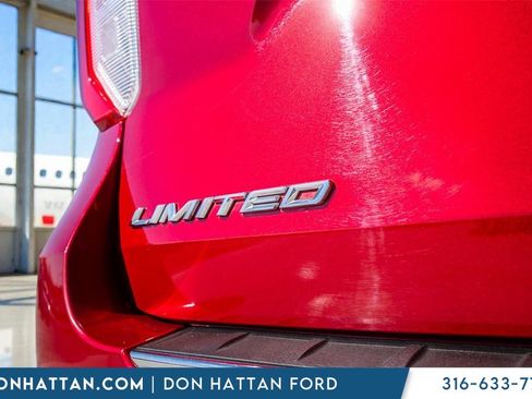 Used 2022 Ford Explorer Limited w/ Equipment Group 301A image 40