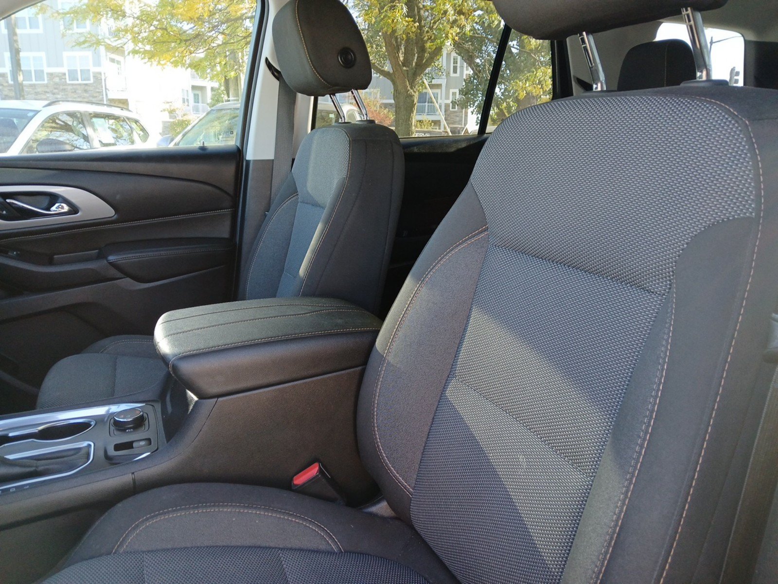 Used 2019 Chevrolet Traverse LT w/ LPO, Floor Liner Package AWD/4WD image 20