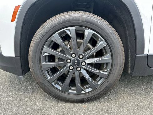 Used 2023 Chevrolet Traverse RS AWD/4WD image 10