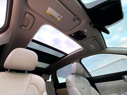 Certified 2022 Kia Sorento SX Prestige w/ Panoramic Sunroof Package image 22