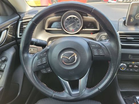 Used 2016 MAZDA MAZDA3 i Touring w/ Popular Equipment Package FWD image 19