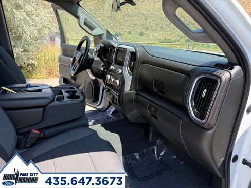 Used 2020 GMC Sierra 2500 SLE w/ Preferred Package AWD/4WD image 36
