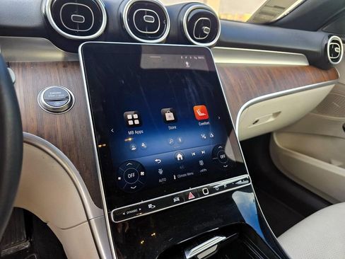 Used 2025 Mercedes-Benz C 300 4MATIC Sedan image 13