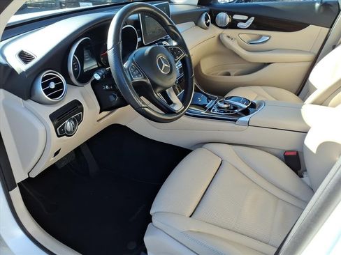 Used 2017 Mercedes-Benz GLC 300 4MATIC image 15