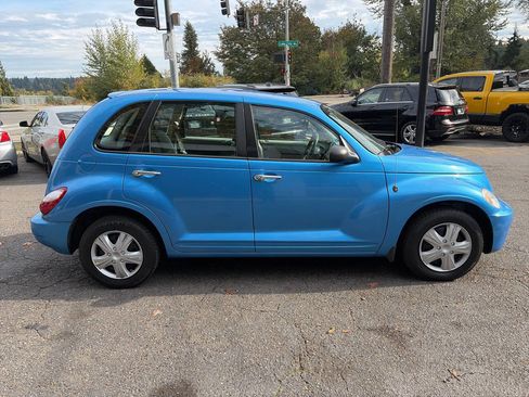 Used 2008 Chrysler PT Cruiser Base 4dr Wagon image 6