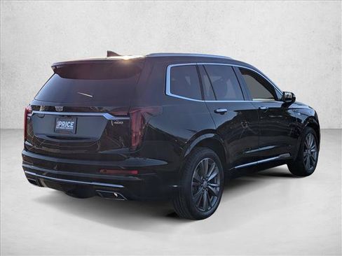 Used 2021 Cadillac XT6 Premium Luxury FWD image 5