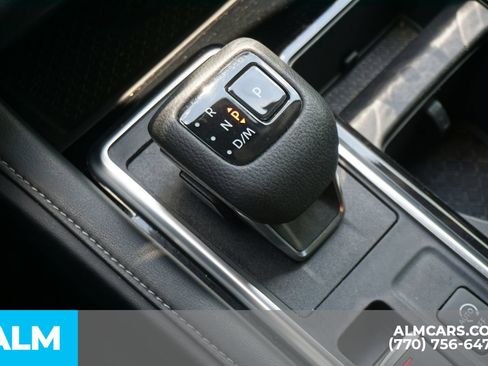 Used 2023 Nissan Pathfinder SL AWD/4WD image 45