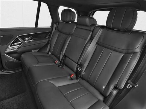 New 2027 Land Rover Range Rover Long Wheelbase SE AWD/4WD image 9