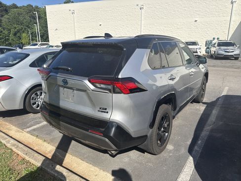 Used 2020 Toyota RAV4 XSE w/ Protection Package AWD/4WD image 7