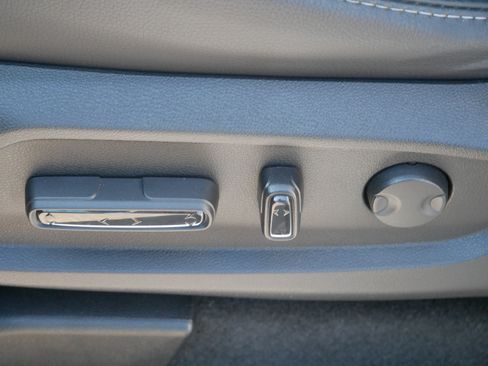 Certified 2025 Honda Pilot EX-L image 20