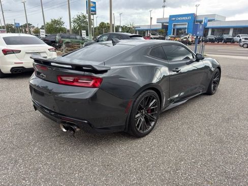 Used 2018 Chevrolet Camaro ZL1 RWD image 4