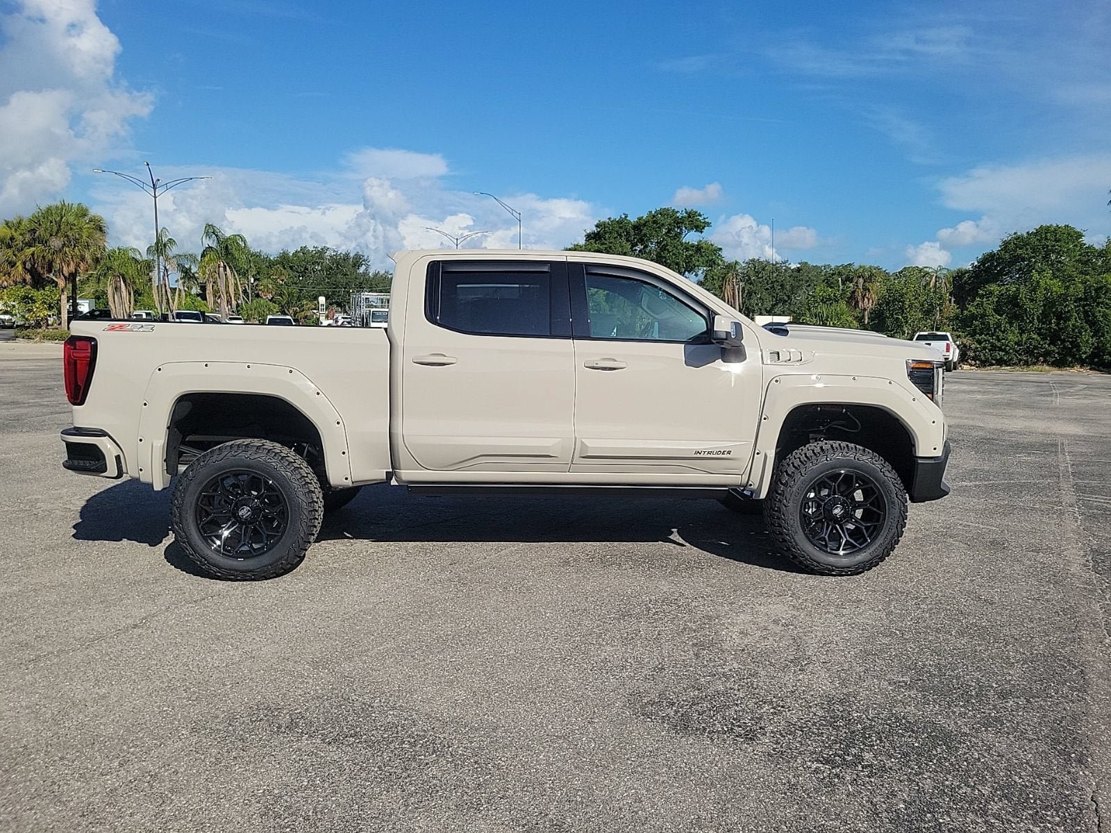 New 2026 GMC Sierra 1500 AT4 w/ Technology Package AWD/4WD image 4