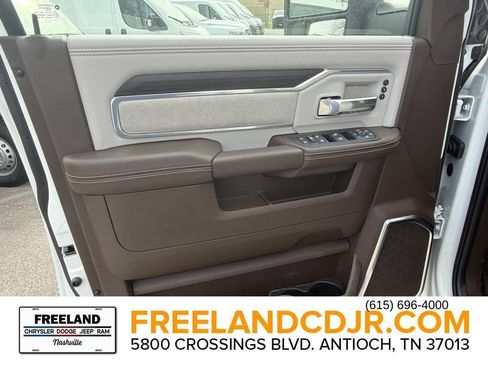 New 2026 RAM 2500 Laramie AWD/4WD image 19