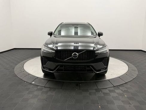 Certified 2023 Volvo XC60 B5 Plus w/ Climate Package image 2