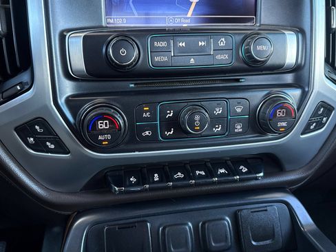 Used 2018 GMC Sierra 1500 SLT AWD/4WD image 26