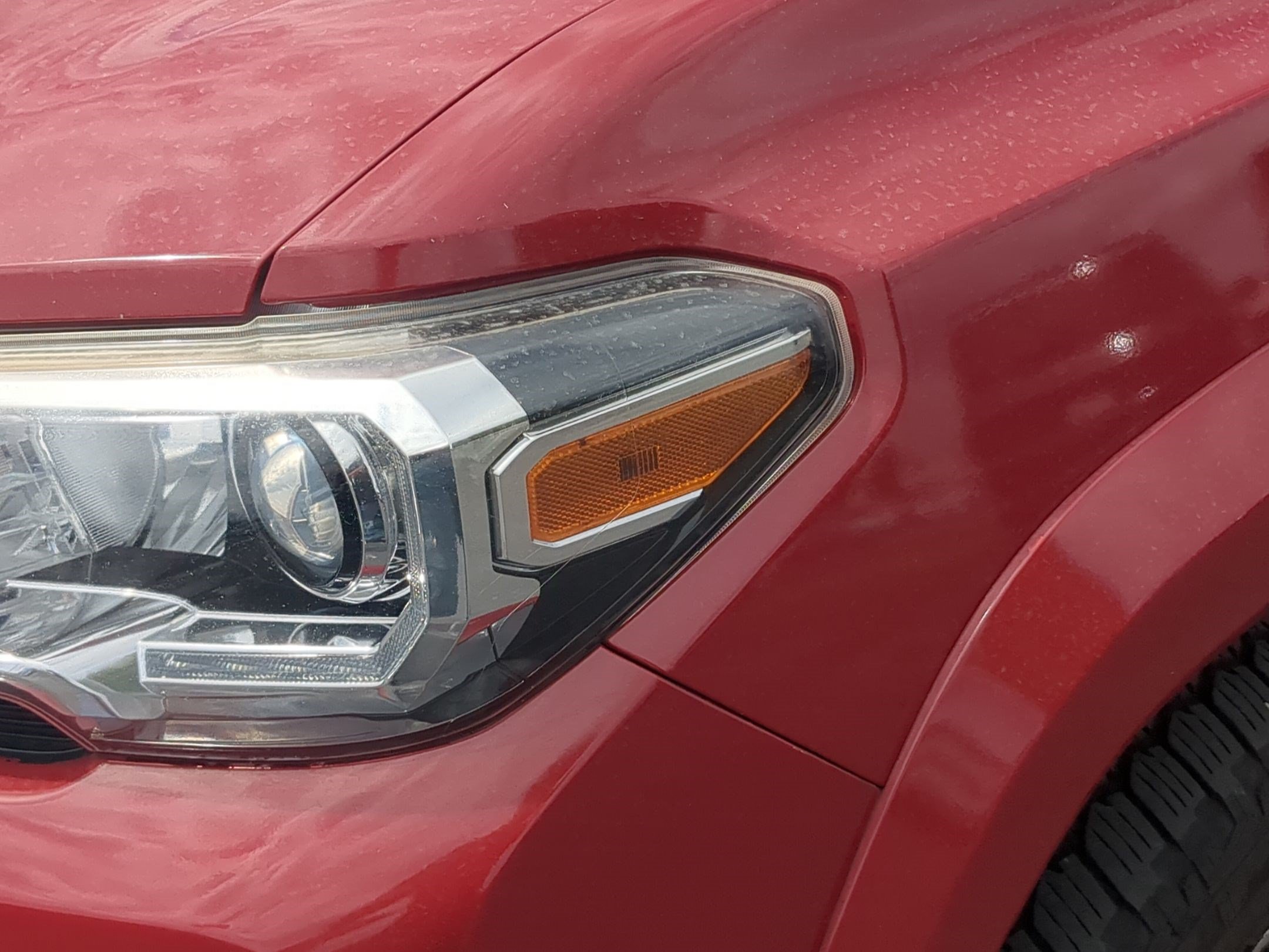 Used 2017 Toyota Tacoma TRD Sport w/ Tow Package (A/T) AWD/4WD image 12