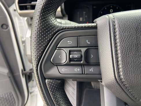 Used 2025 Toyota Tacoma SR5 RWD image 31
