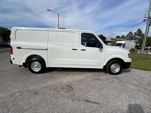 Used 2018 Nissan NV 2500 S image 4