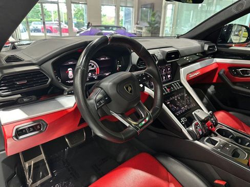 Used 2019 Lamborghini Urus AWD/4WD image 4