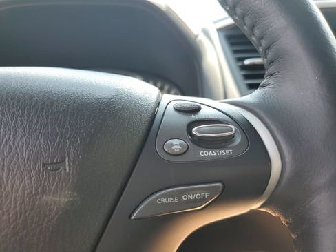 Used 2020 Nissan Pathfinder Platinum AWD/4WD image 25