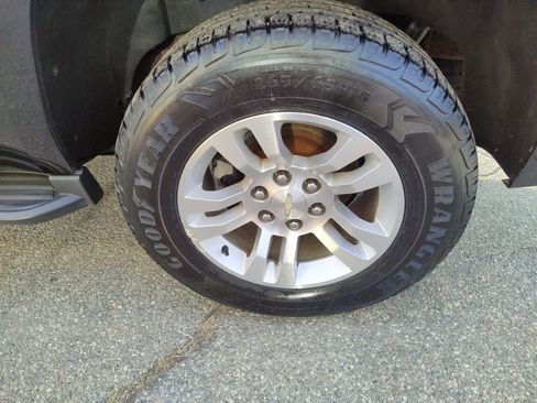 Used 2016 Chevrolet Tahoe LT image 21