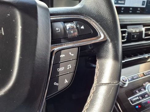 Certified 2022 Lincoln Nautilus FWD w/ Premium Package image 13