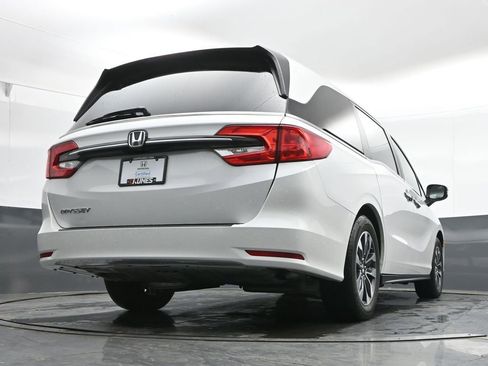 Used 2024 Honda Odyssey EX-L image 34