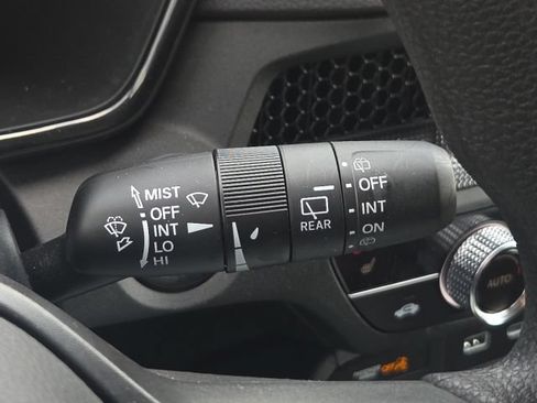 Used 2025 Honda CR-V EX image 39