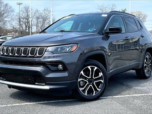 Used 2023 Jeep Compass Limited AWD/4WD image 1
