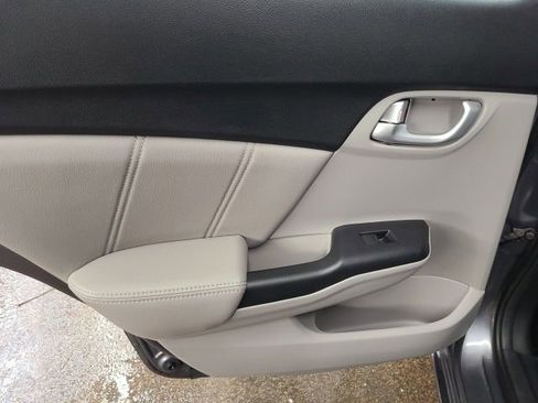 Used 2014 Honda Civic EX-L image 17
