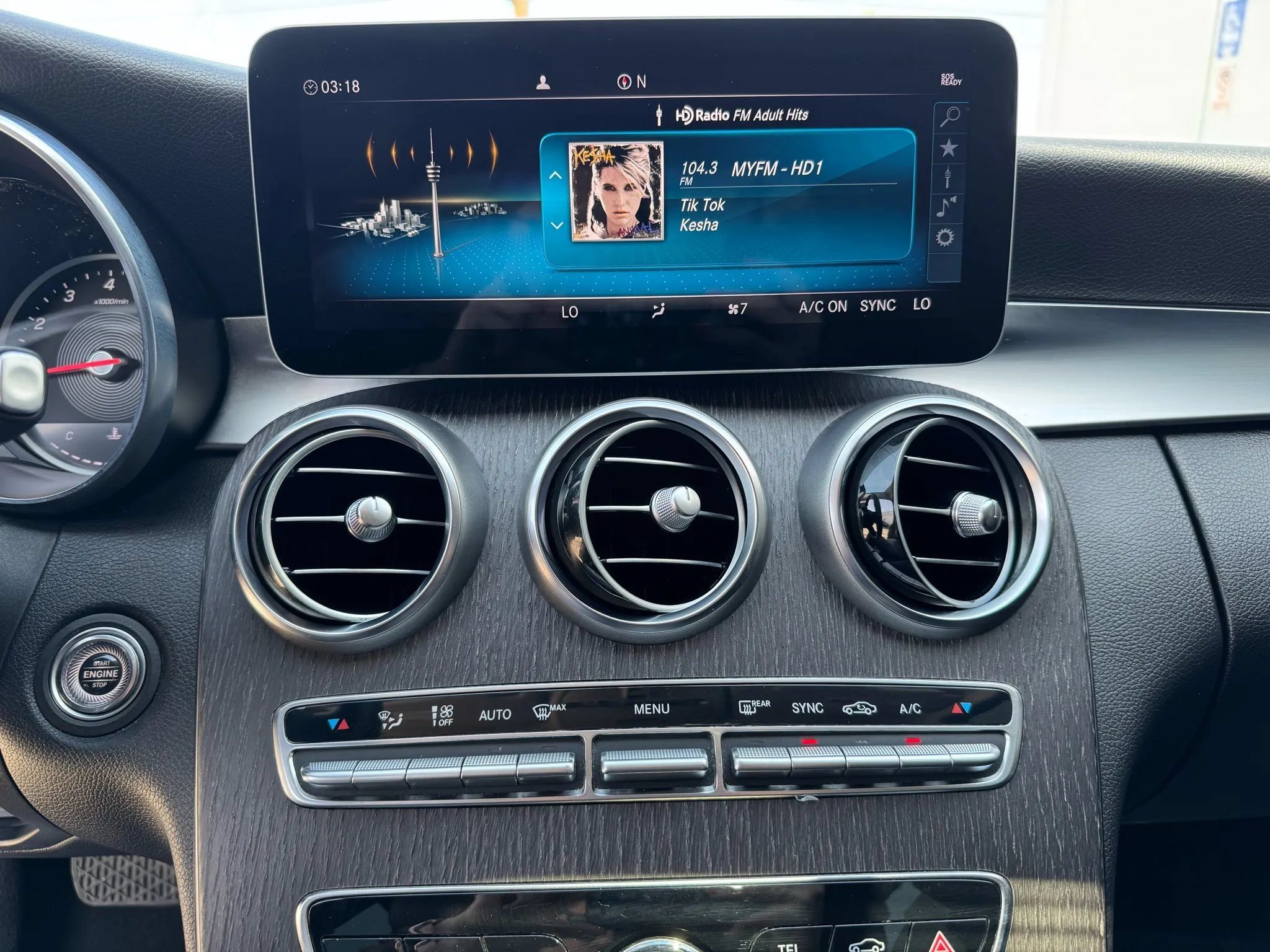 Used 2019 Mercedes-Benz C 300 Sedan w/ Premium Package image 14