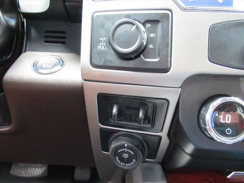 Used 2022 Ford F250 King Ranch w/ King Ranch Ultimate Package AWD/4WD image 25
